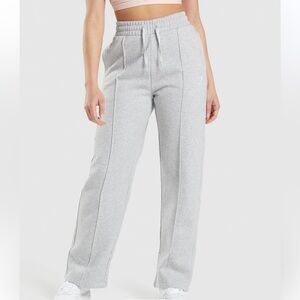 Gymshark Women’s Training Straight Leg Joggers Sweatpants Medium Light Grey Marl